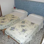I Papiri Nocleg ze śniadaniem 4*