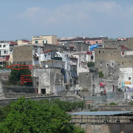 I Papiri Oda ve Kahvaltı Ercolano
